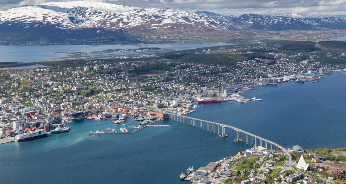 Tromsø sett fra Fjellheisen