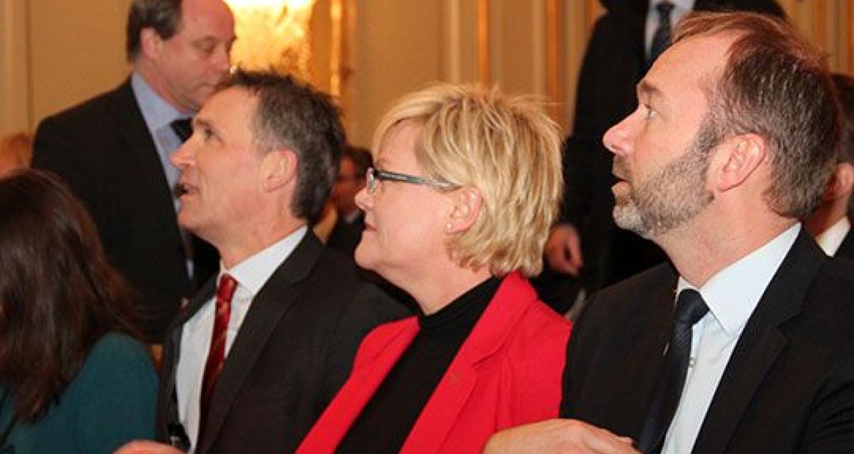 regjeringen_samarbeid.jpg Statsministeren, nærings- og handelsministeren og kunnskapsministeren inviterte til seminaret Kunnskapsbanken: Forskning i næringslivet. Foto: KD